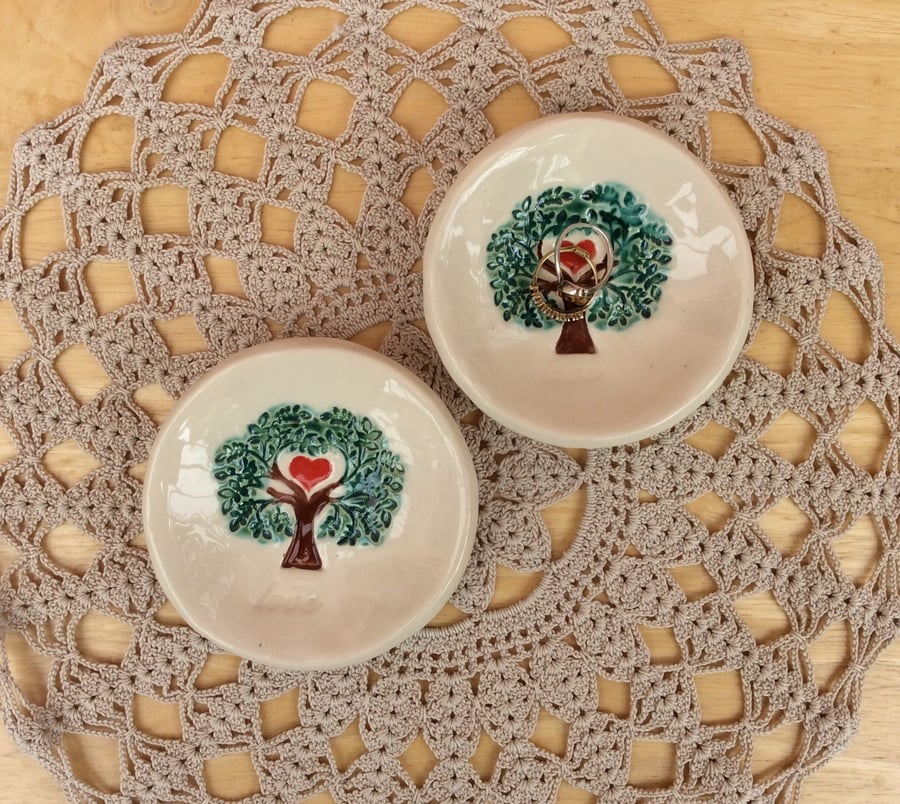 Love tree ring holder, Green tree with red heart trinket dish, Tree of life, 2no
