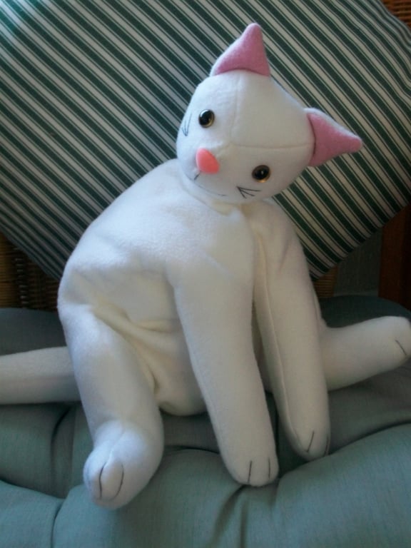 PDF PATTERN FOR A CUDDLE CAT DEMENTIA TOY