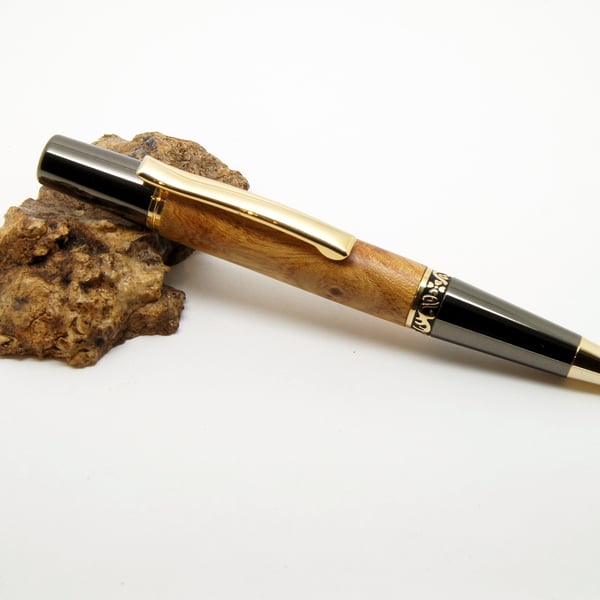Zeta twist pen in English Elm