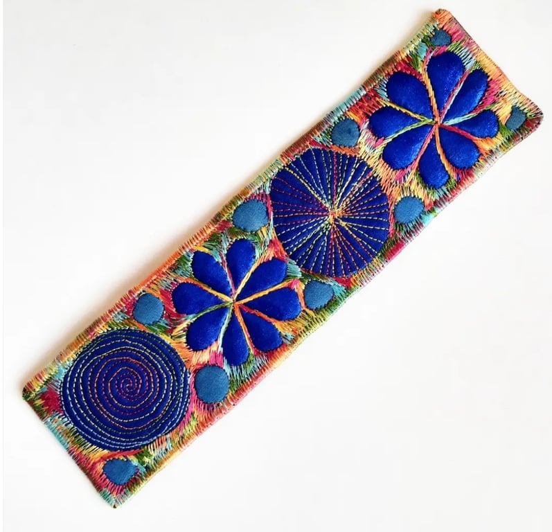 Bookmarks - Textile with Machine Embroidery Bookmark