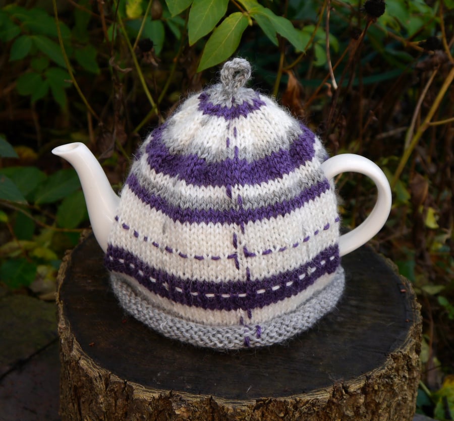 Tea Cosy Purple Tartan