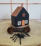 Little Spooky Halloween house - Image 1