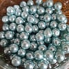 80 x Round Glass Pearl Beads, light blue 8mm