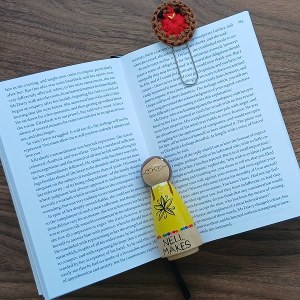 Robin giant paperclip bookmark