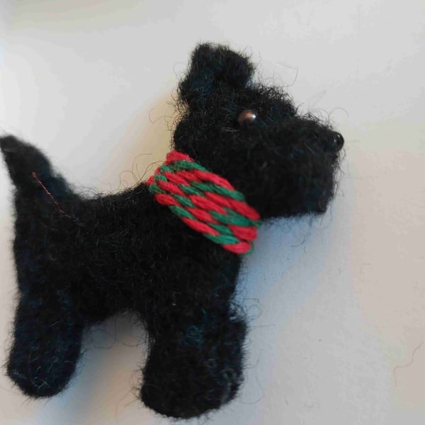 Novelty Scottie dog brooch Handmade in Scotland using pure wool