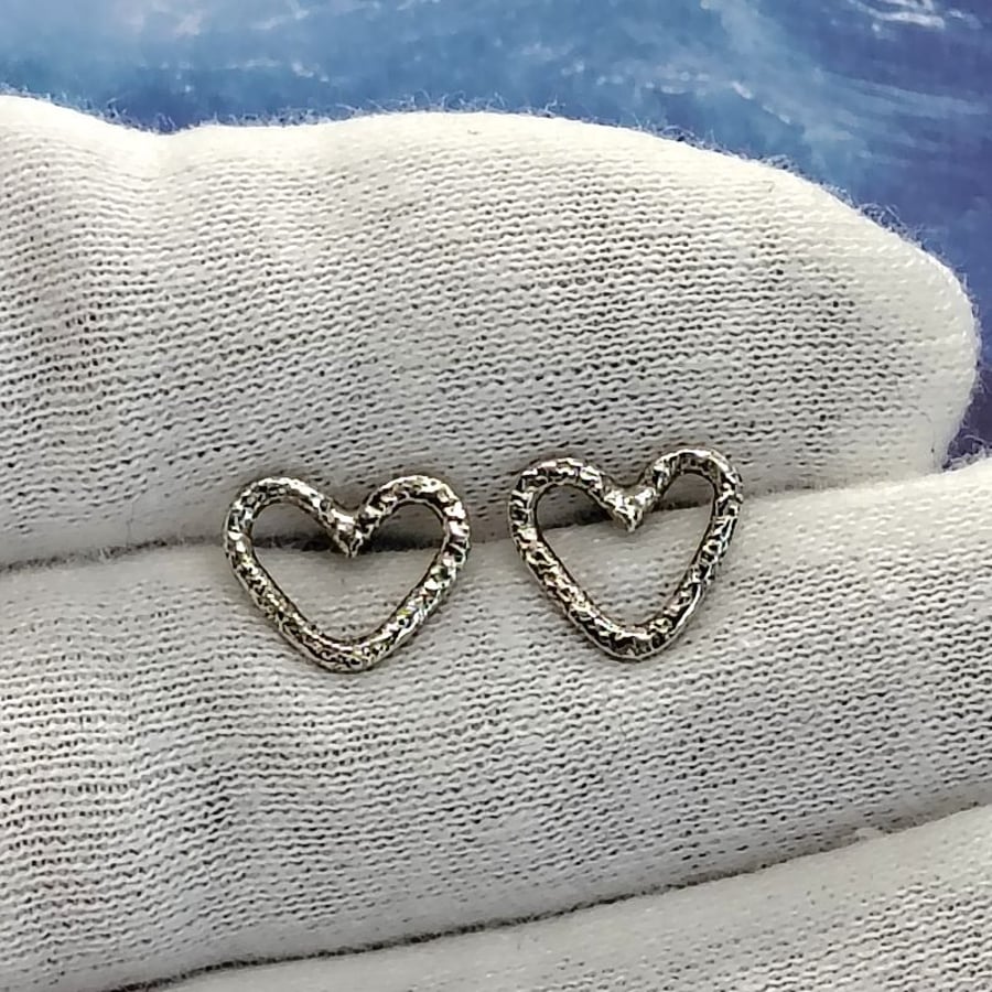 sterling silver textured heart stud earrings