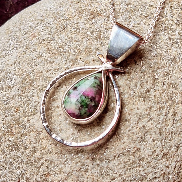 Sterling silver and ruby zoisite necklace 