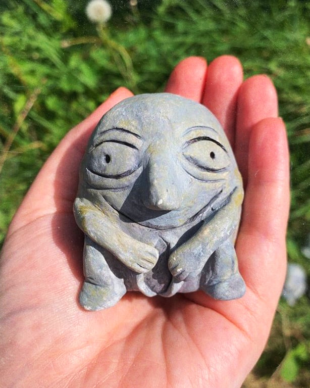 Sheela na Gig Traditional Irish Handmade Celtic Sculpture - Weird Folklore Art