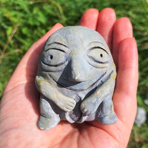Sheela na Gig Traditional Irish Handmade Celtic Sculpture - Weird Folklore Art
