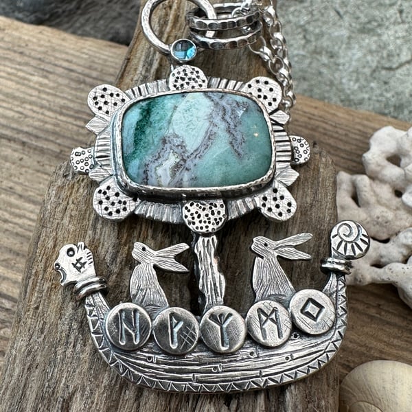 Hare Viking Ship with Aquaprase and London Blue Topaz