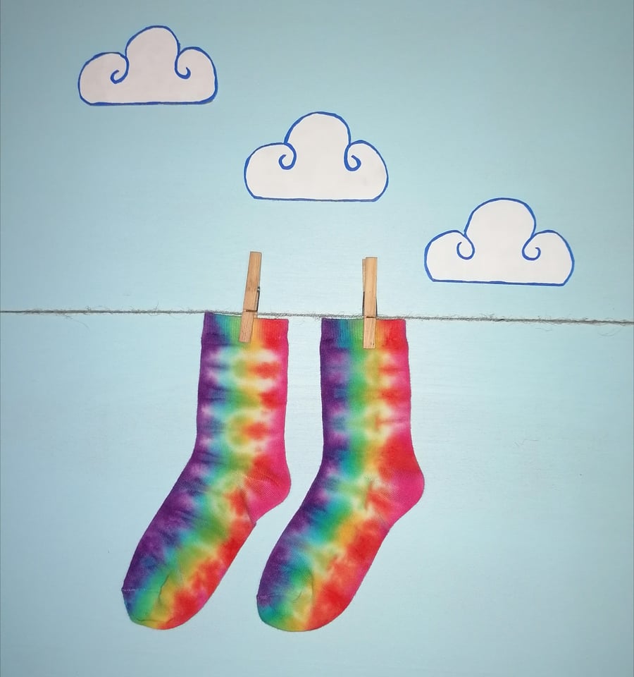 Children's tie dye socks - size 12. 5 - 3.5 