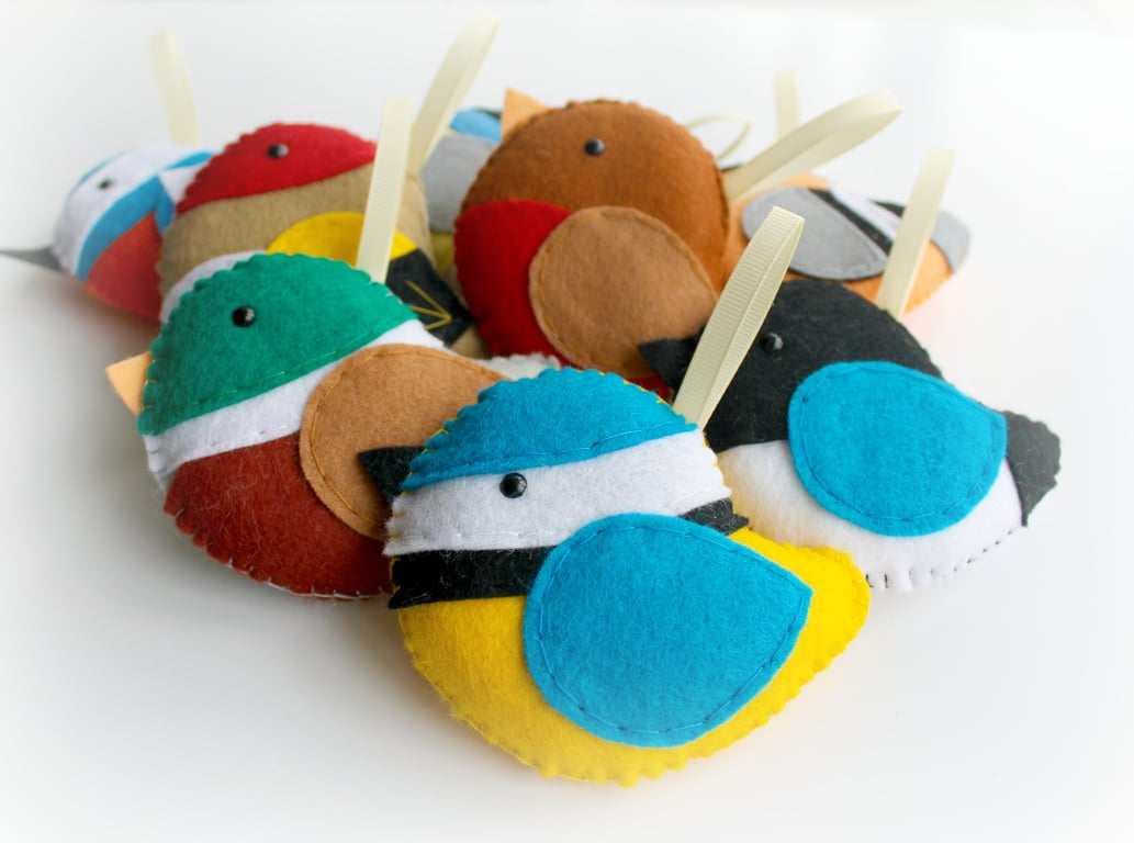Make Your Own Felt British Birds Garland. Sewing kit to create 8 decorations