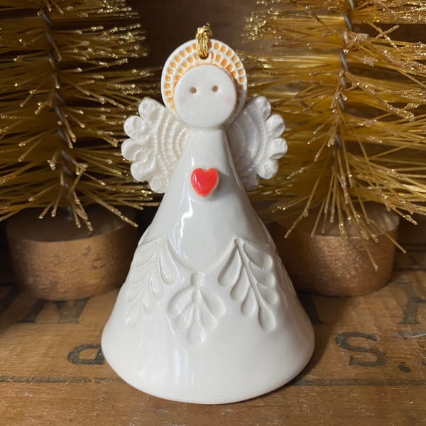 Medium hanging angel 