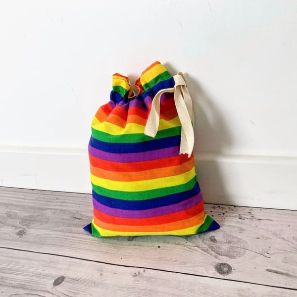Rainbow Striped Fabric Drawstring Gift Bag: Medium Present Wrap.