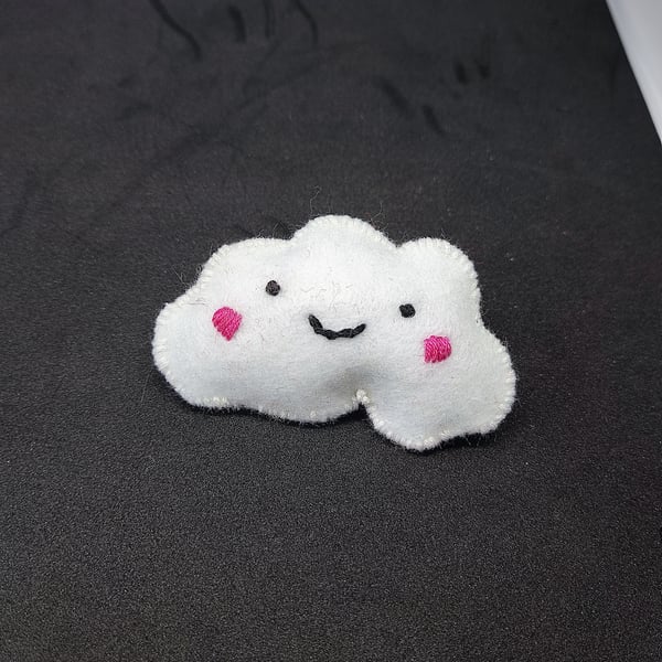 Cute felt cloud badge 