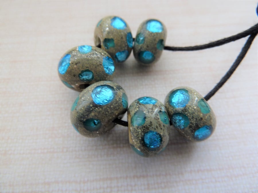 lampwork glass blue sparkly spots beads