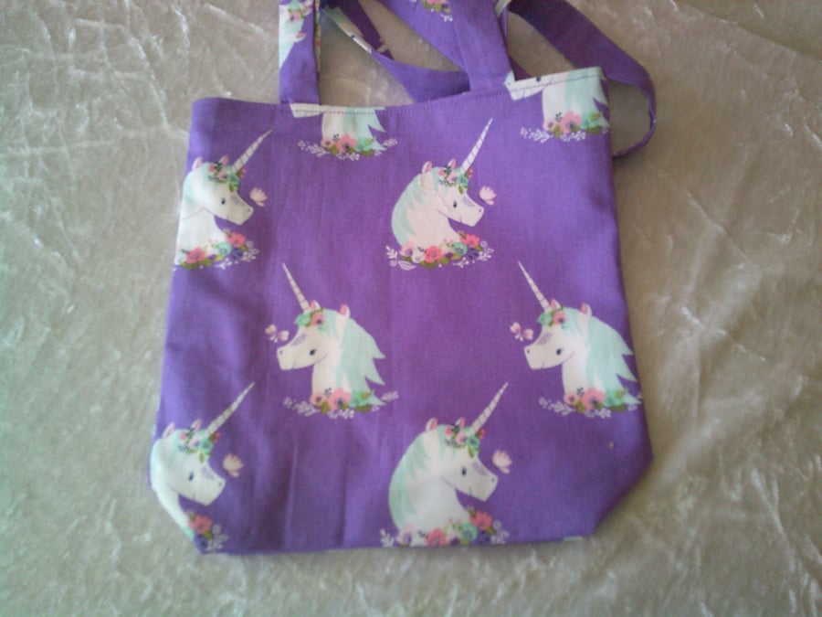 Unicorns on Mauve Fabric Shoulder Bag