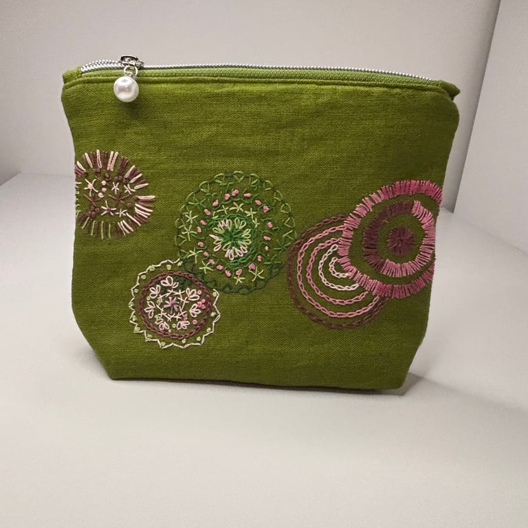 Hand embroidered zip top purse, pouch