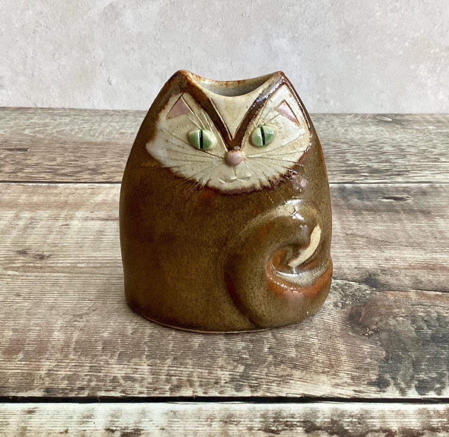 Small Cat Vase 