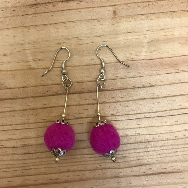  Felt Earrings. (322)