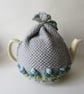 Tea cosie tea cosy - silver grey with bobble flowers - Image 5