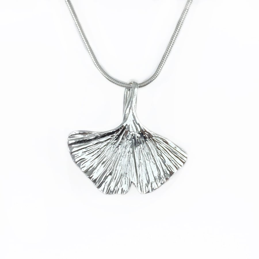 Sterling Silver 925 Ginko Leaf Necklace 