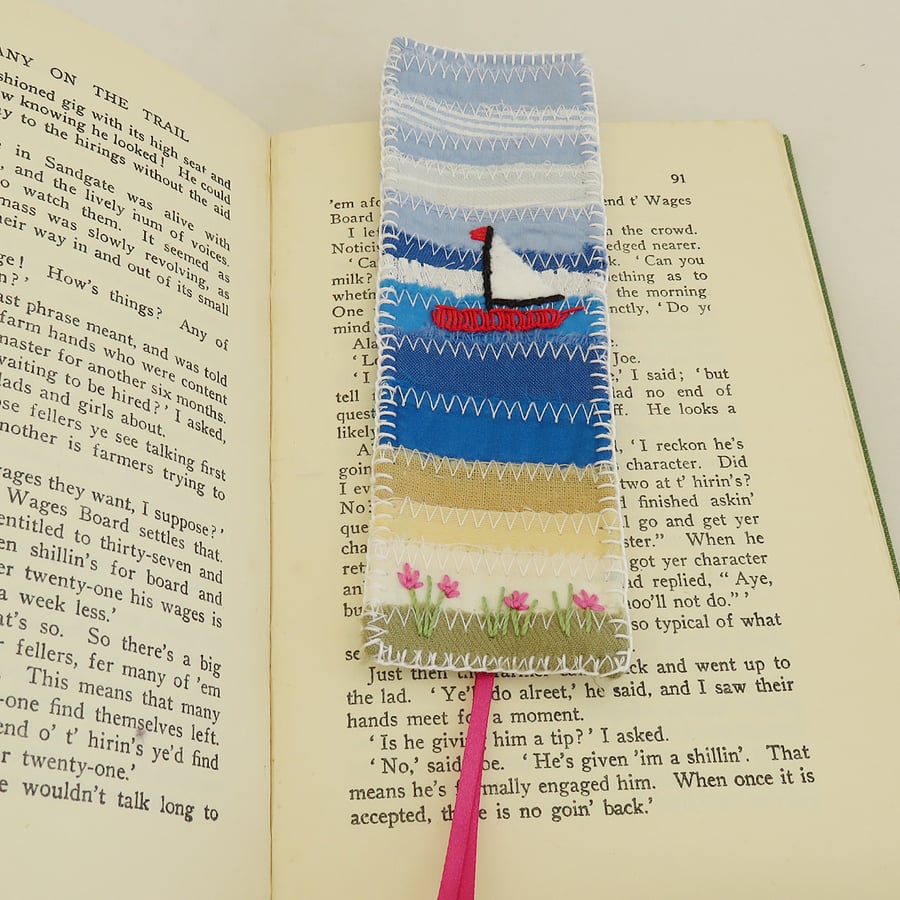 Bookmark - Seaside - patchworked and embroidered