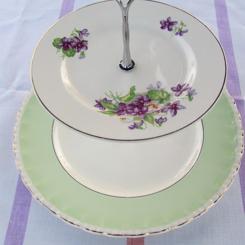 Green Cakestand