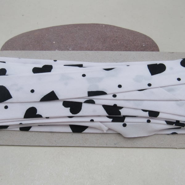 5m Handmade Narrow White Black Heart Cotton Bias Binding