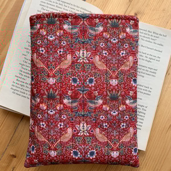 William Morris Strawberry Thief Print Quilted Fabric Book Sleeve, Paperback Size