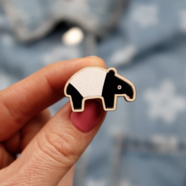 Adult tapir wooden pin badge, gift for animal lover, cute brooch.