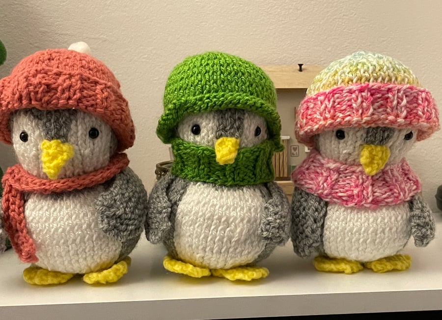 Set of 3 Handknitted Penguins