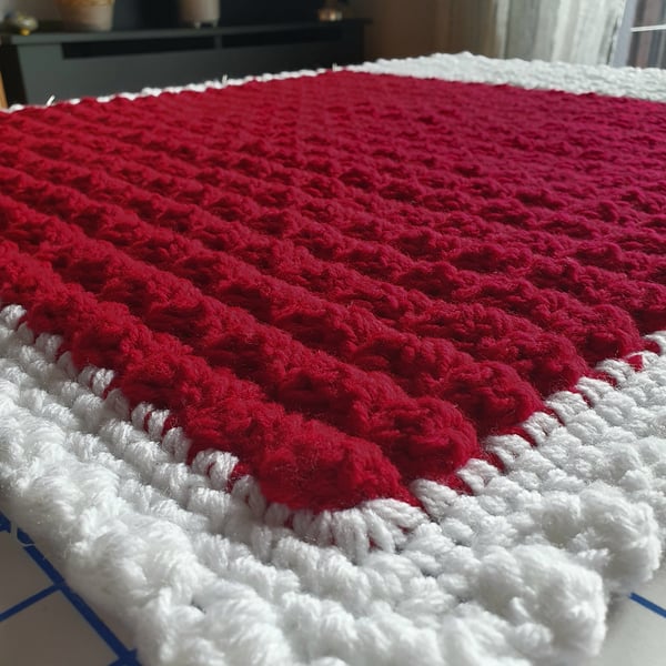 Cozy and Cute: Extra Thick Red and White Crochet Christmas Baby Blanket