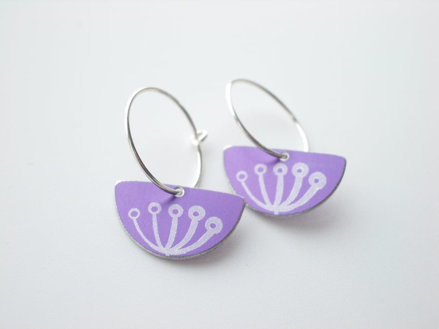 Cow parsley hoop earrings in purple