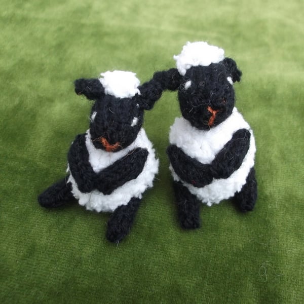 Knitted animal