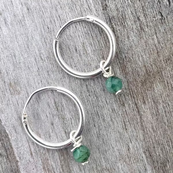 9ct White Gold 13mm Hoop Earrings with Faceted Emerald Drops. 