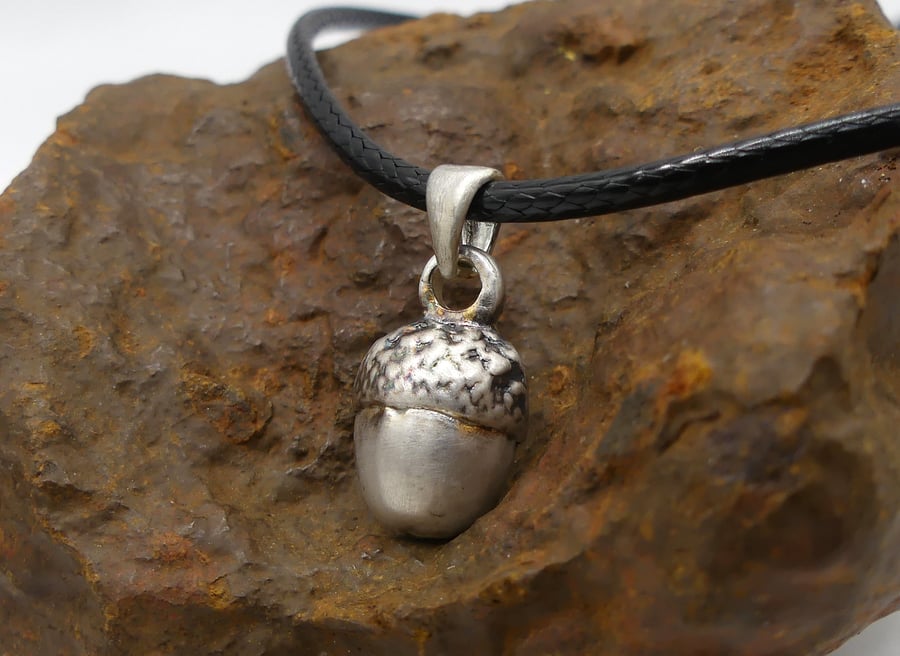 Sterling Silver Acorn Pendant Necklace, 25th Anniversary, Nature Jewellery Gift.