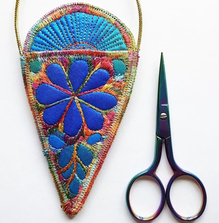 Scissor Holder Necklace 