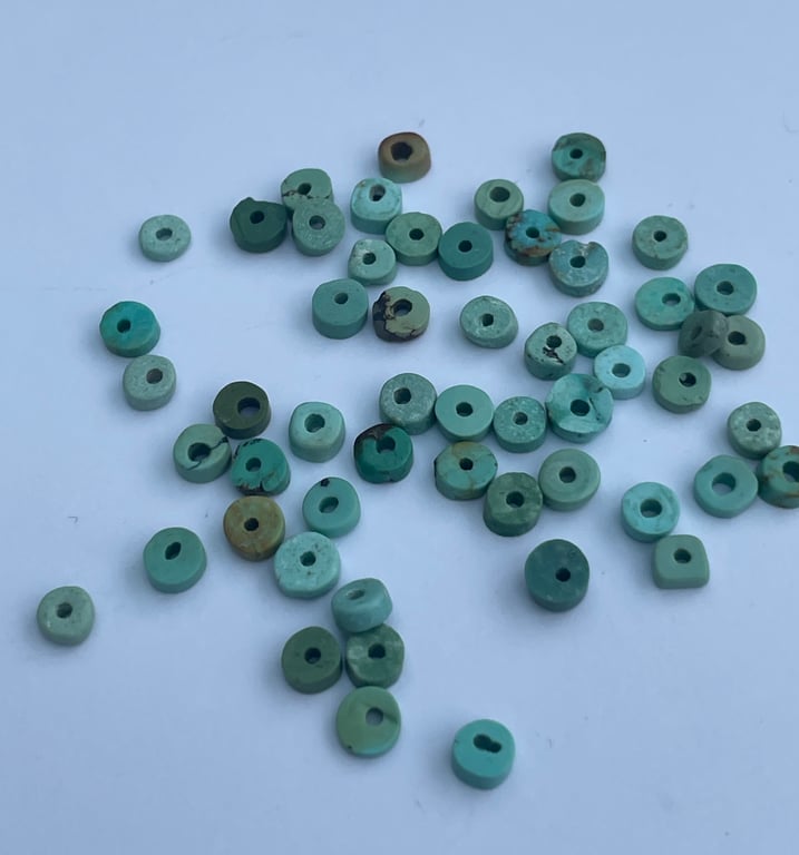 2.5g Chinese turquoise disc drilled beads