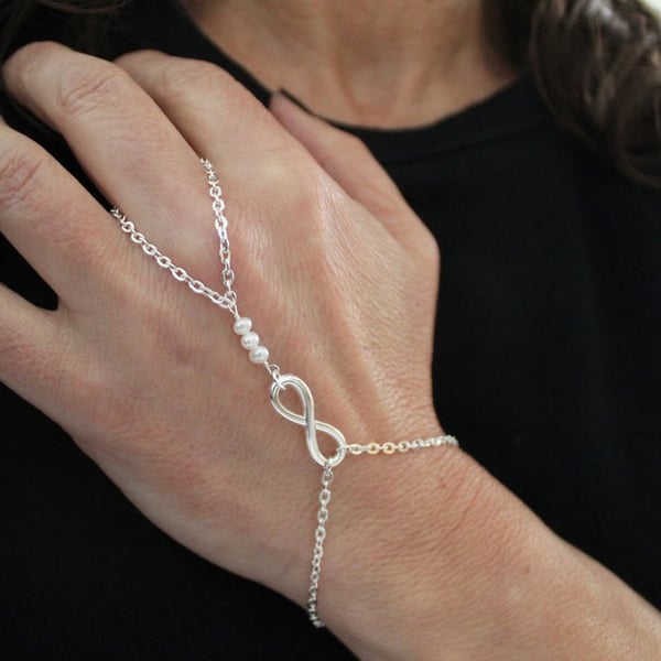 Infinity silver chain freshwater pearl slave bracelet