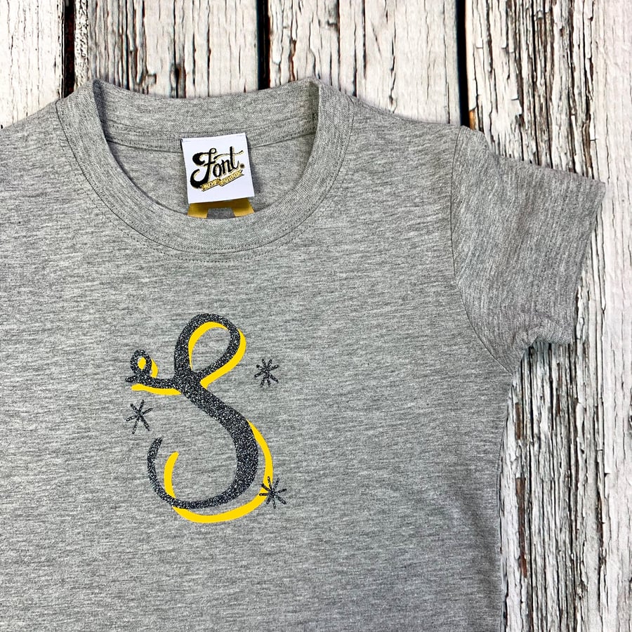 Baby Letter T-Shirt. Custom Alphabet newborn girls gift. Personalize Monogram