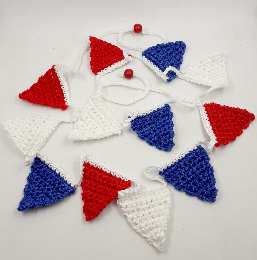 Red, White and Blue Crochet Mini Bunting 