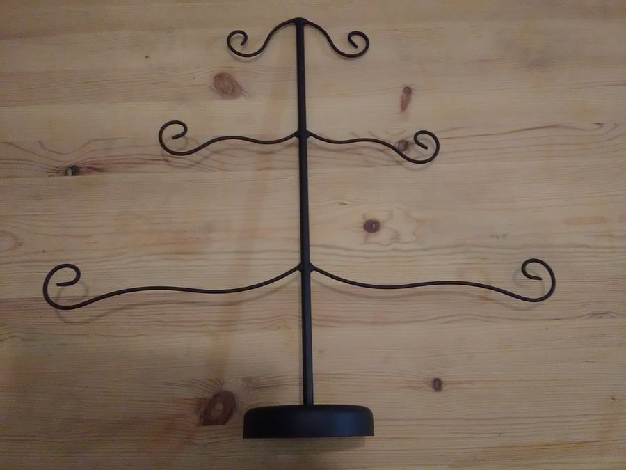 Kathy's custom made 6 arm vintage tree for apples and pears. 