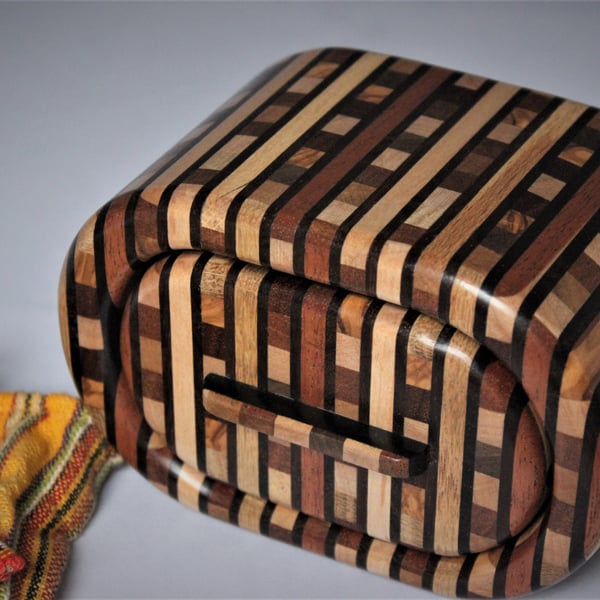 Striped wooden bandsaw trinket box