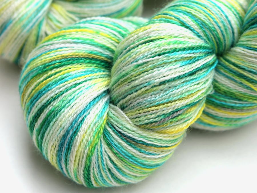 Daisy - Silky Bluefaced Leicester laceweight yarn
