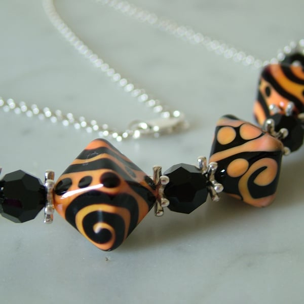 BLACK AND PEACH LAMPWORK NECKLACE - - FREE SHIPPING WORLDWIDE