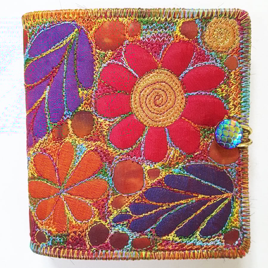 Flowery Needle Case