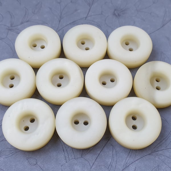 19mm 30L VINTAGE Chunky Buttons BRITIHS MADE