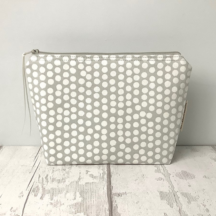 Cosmetic Bag - Grey Spot - Make Up Bag