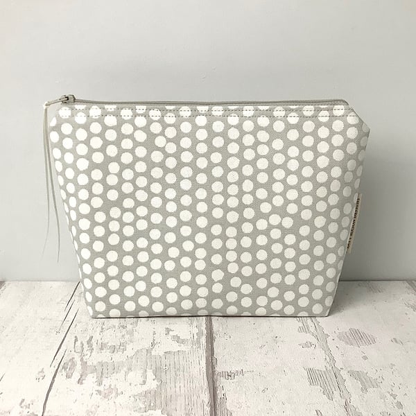 Cosmetic Bag - Grey Spot - Make Up Bag